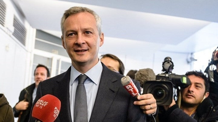 Γάλλος ΥΠΟΙΚ για Βαρουφάκη: Εγώ δεν κυκλοφορώ με μηχανή και κάσκα στο χέρι